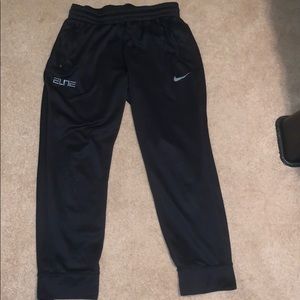 Men’s large Nike Elites joggers!